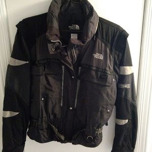 Women's northface coat.